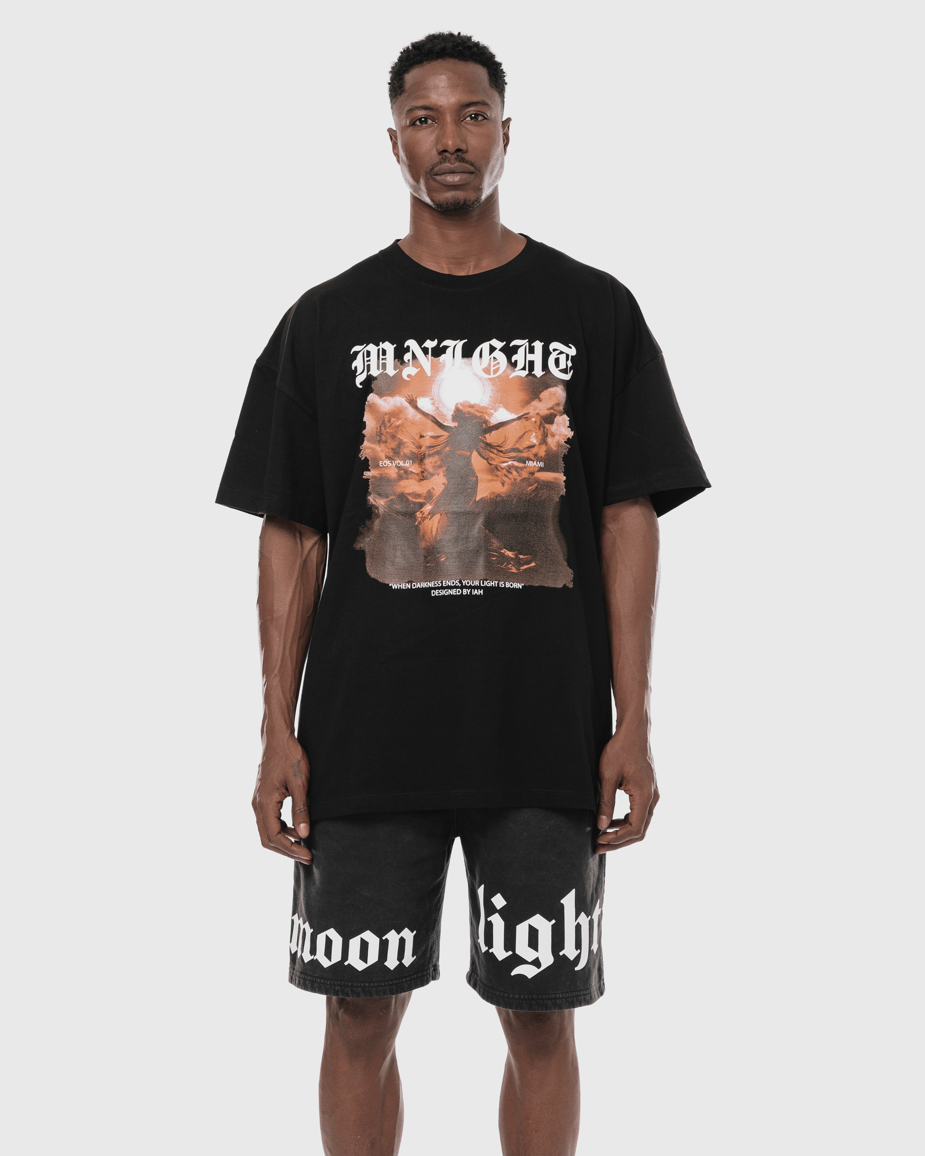 EOS BLACK GRAPHIC TEE