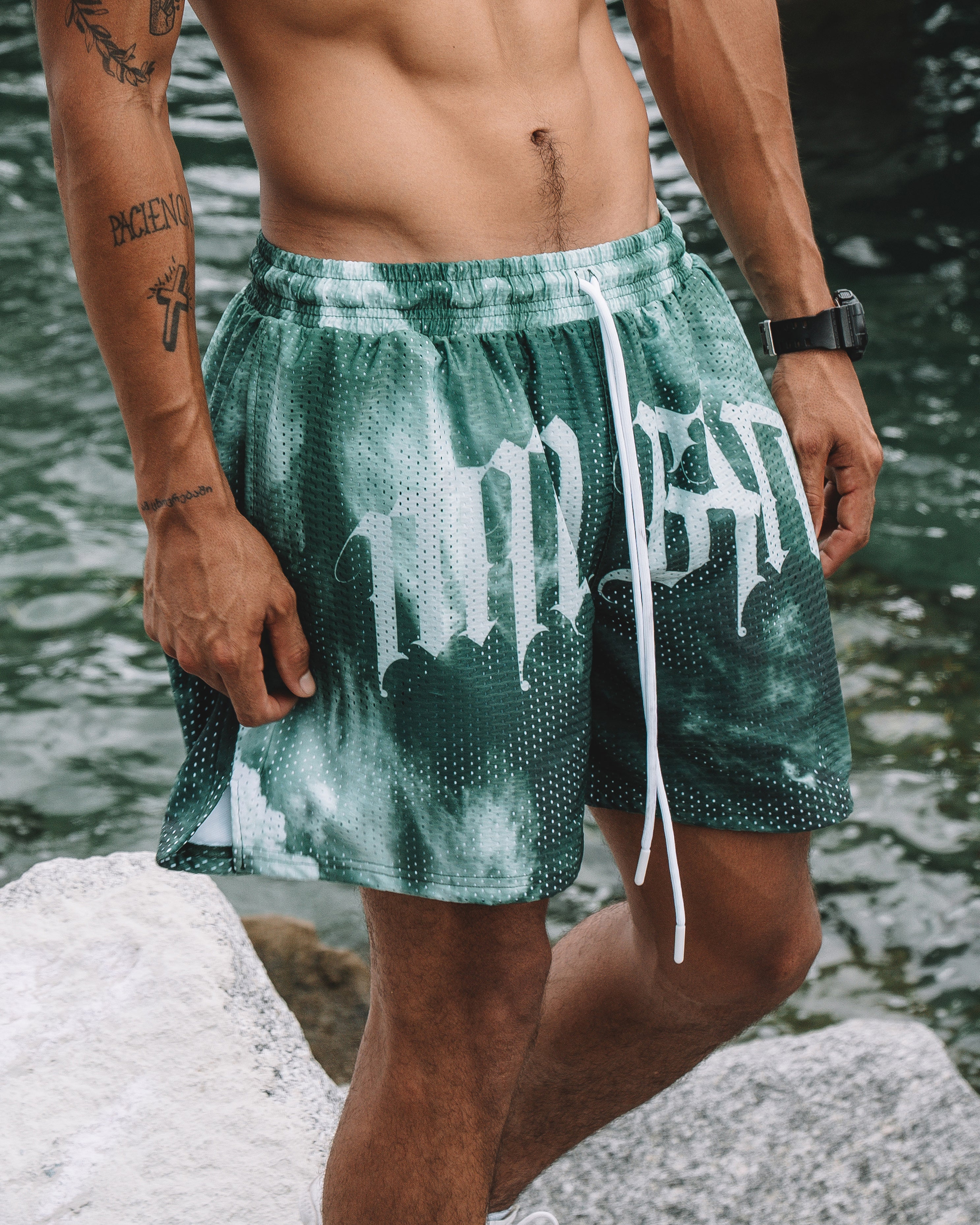MESH SHORTS - GREEN