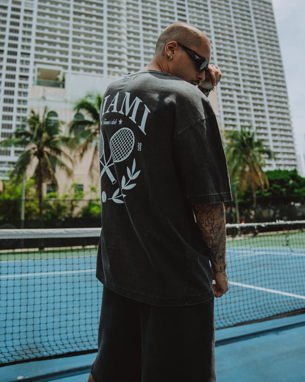TENNIS CLUB TEE - ACID WASH
