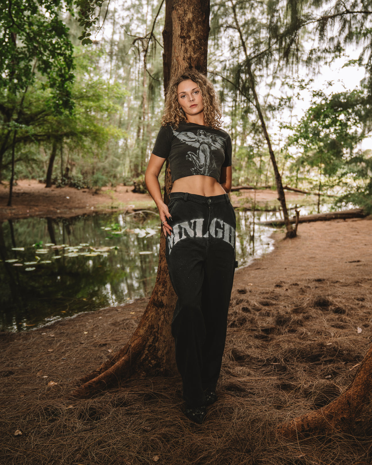 Aion Baby Tee Acid Wash / Women