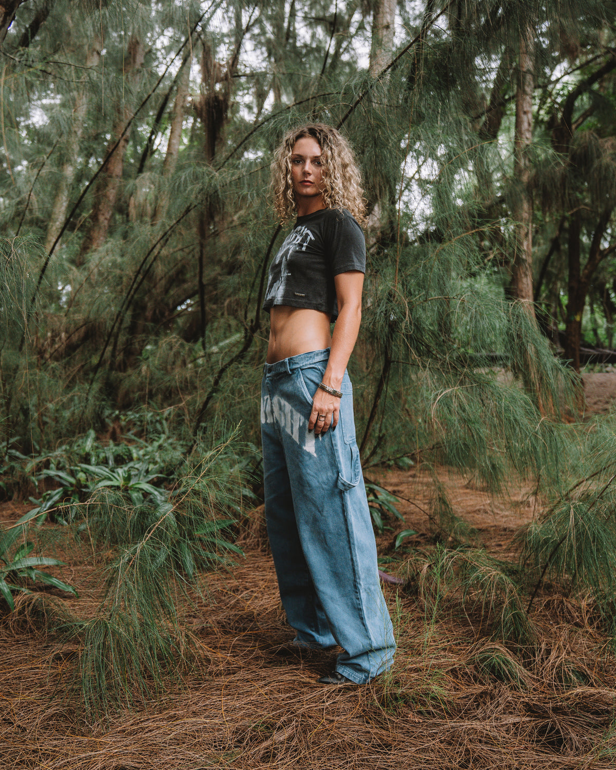 Aither Baby Tee Acid Wash / Women