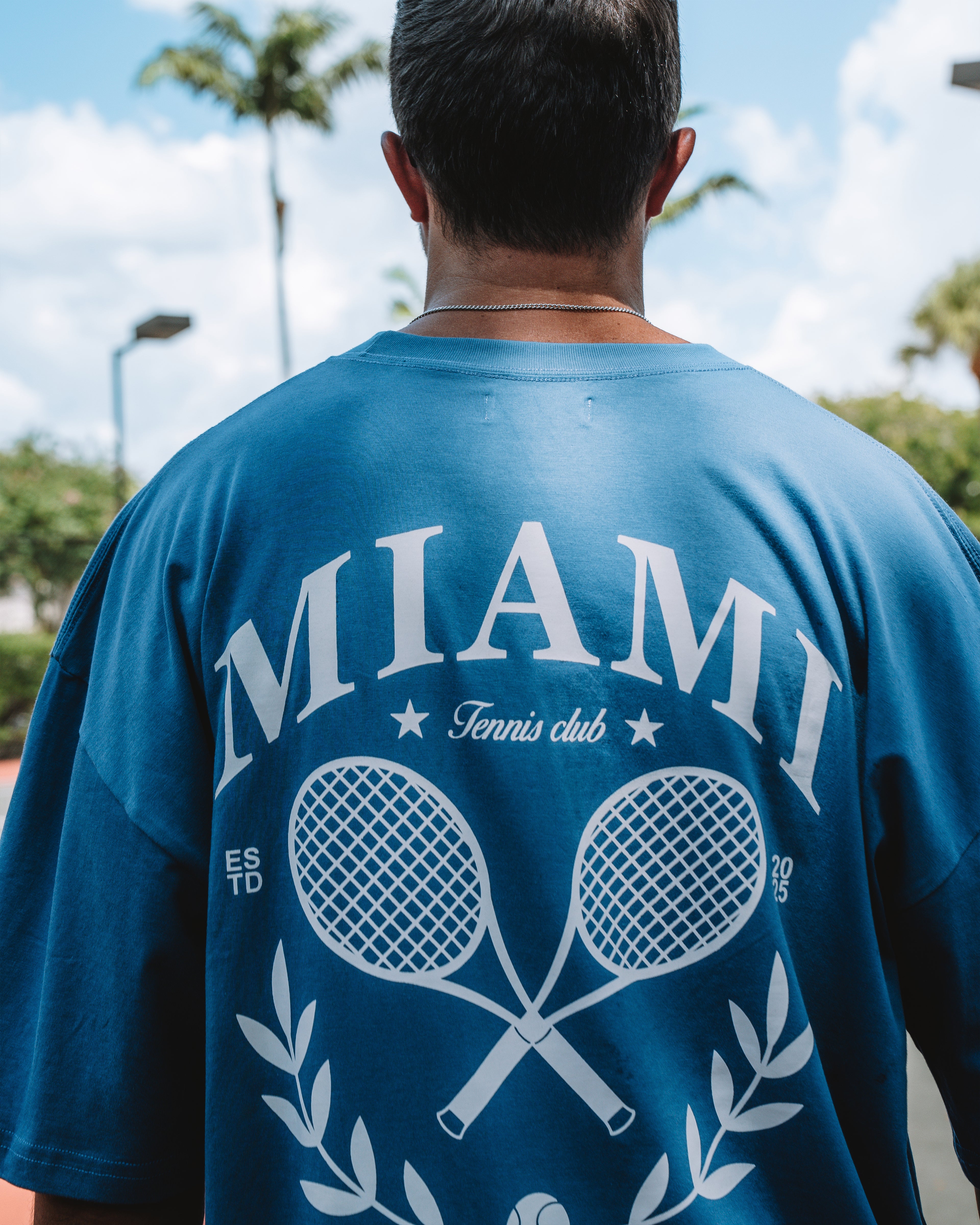 MIAMI TENNIS CLUB TEE – STEEL BLUE